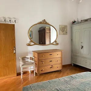 https://casa-lenzona.it-tuscanyhotel.com